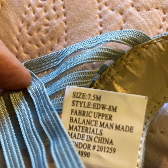 Shoes - Picture 7 of 10